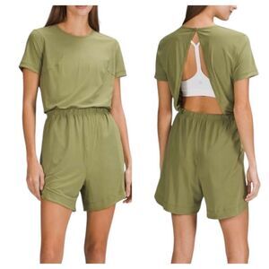 Lululemon Lightweight High-Neck Romper Bronze Green Size 4